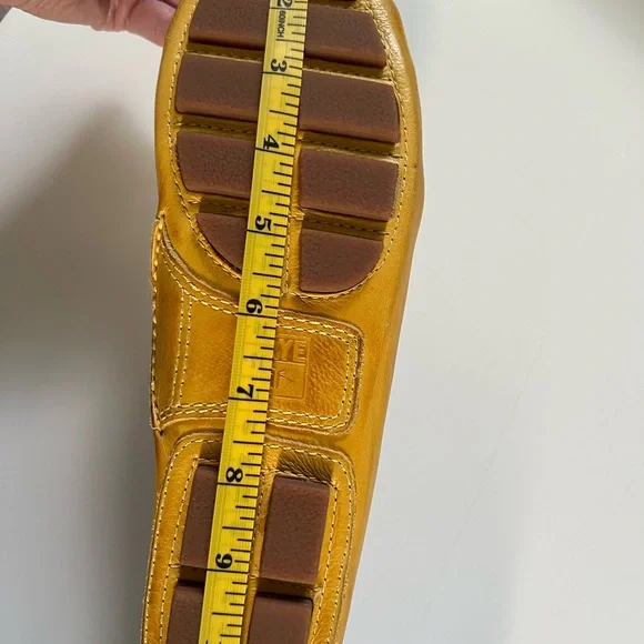 Frye Women’s Reagan Campus Driver - Size 9 - Picture 6 of 8